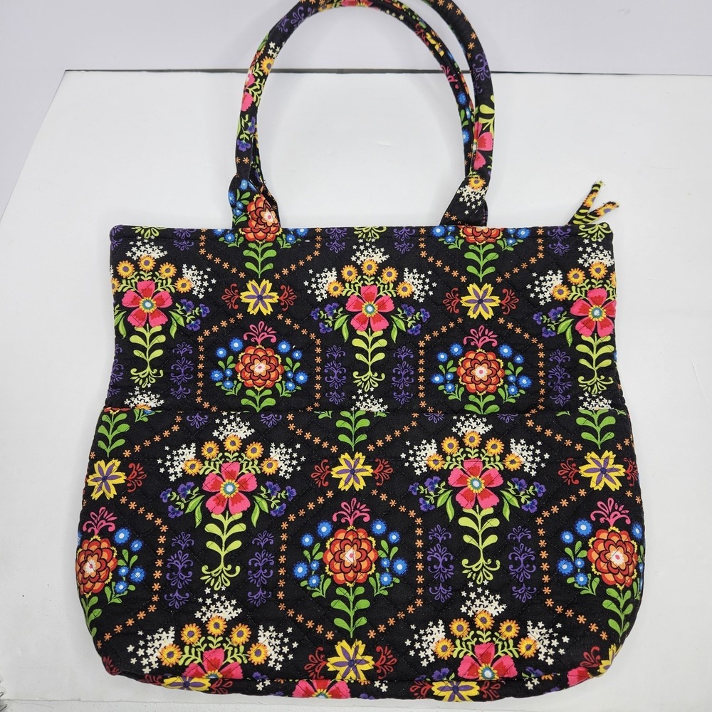Quilted‎ Bag Floral On Black Multicolors